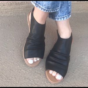 💫 VEGAN Leather Slingback Flat w/buckle💫 NEW